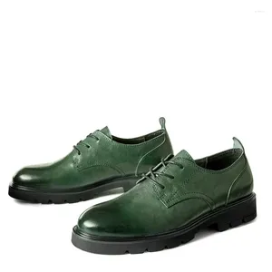 Geklede schoenen 2023 Italiaanse heren luxe echt leer Designer Outdoor ronde neus Retro groene bruiloft sociale Oxfords Man
