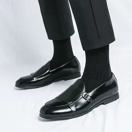 Sapatos de vestido 2023 homens moda formal sapato artesanal derby dres couro cavalheiro fivelas duplas monge apontado casamento