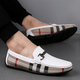 Robe chaussures 2023 hommes en cuir véritable patchwork chaussure mode mocassins fête de mariage hommes mocassins Oxford 231006