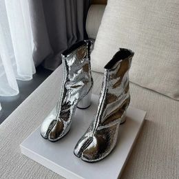 Chaussures habillées 2023 Bottes argentées Tabi Toe Split Toe Chunky High Heel Femmes Leather Zapatos Mujer mode Autumn Botas 230816
