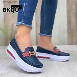 Dress Shoes 2023 Spring nieuw platform comfortabele dames sneakers mode dikke bottem casual schoenen vrouwen vergroten vulcanisatie schoenen plus maat t230818