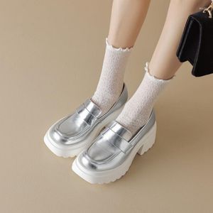 Dress Shoes 2023 Lente vrouwen Loafers Round Toe Platform echt leer voor casual dikke hielpompen handgemaakt
