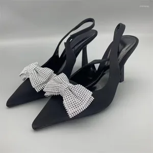 Jurk Schoenen 2023 Vrouwen Pompen Heldere Strik Slingback Bruiloft Bruid Hakken Vrouw Moderne Kantoor Vlinder Transparante Parel Hoge Hakken