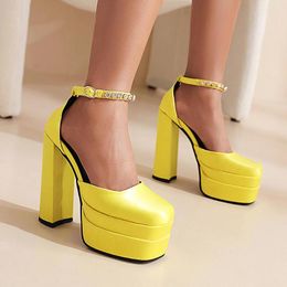 Dress Shoes 2024 Ankle Rhinestone Metal Buckle Catwalk Satin Women's High Heel Platform Square Toe Dikke Heel Silk Trendy Pumps