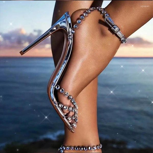 Zapatos de vestir 2024 Bling Crystal Sandalias de mujer Tacones altos de plata Correa de tobillo Novia Boda Lady Bombas Sexy PVC Stiletto