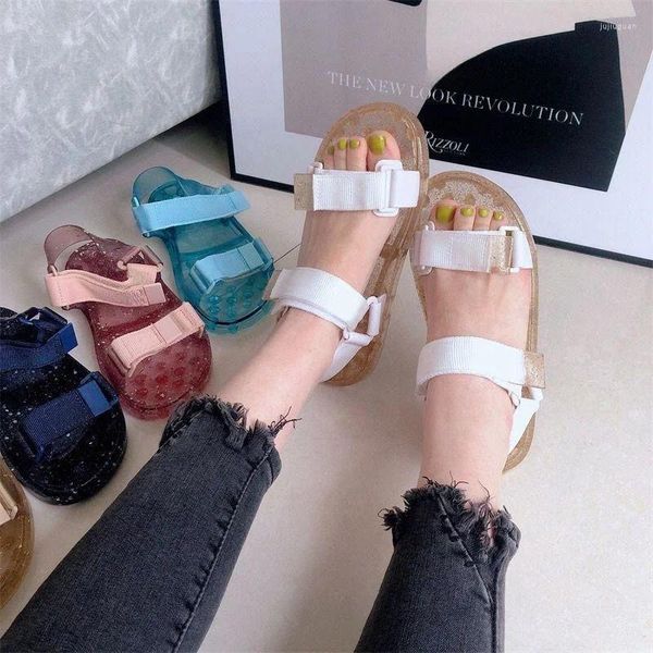 Chaussures habillées 2024 Brésil Style Femme Summer Dames Soft Sole Sandals Girls Adultes Toe Open Roman plage