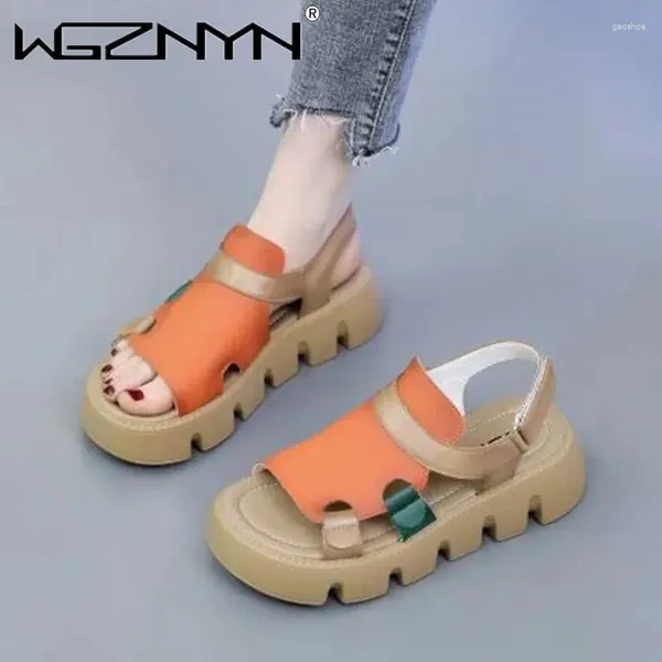 Zapatos de vestir 2024 Moda Sandalias de cuero genuinas hechas a mano Mujeres Mujeres gruesas de gancho soleado Plataforma de la plataforma de verano