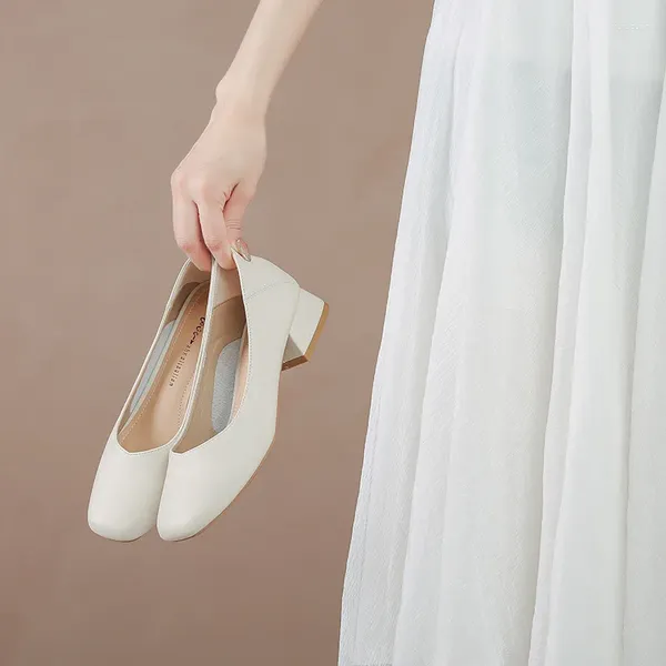 Zapatos de vestir 2024 para las mujeres del dedo del pie cerrado tacones altos estilo con cordones puño sólido femenino