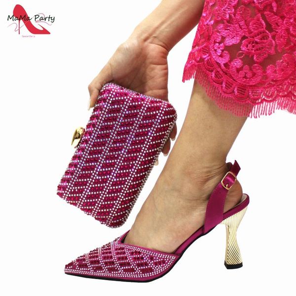 Zapatos de vestir 2024 INS Diseño Full Crystal italiano Mujeres y bolsas en color magenta de alta calidad para la fiesta