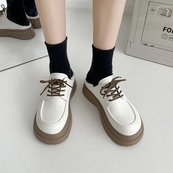 Robe chaussures 2024 dames gothiques femmes noir blanc plate-forme en cuir lolita mary jane appartements mode à lacets style harajuku mocassins