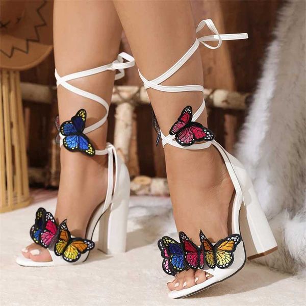 Zapatos de vestir 2024 Nuevas llegadas Sandalias blancas con punta abierta para mujer Trabajo hecho a mano Bordado Mariposa con cordones Tacones altos Vestido de fiesta Bombas H240401