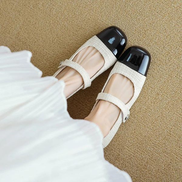 Chaussures habillées 2024 Printemps Femmes Style coréen Dames Casual Mary Jane Talon Haut Travail Professionnel Grande Taille 41-43
