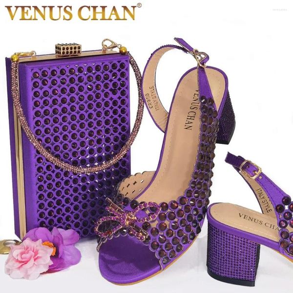 Robe chaussures 2024 été dames africaines talons de mariage plein de diamant design élégant violet couleur fête sandales et sac ensemble