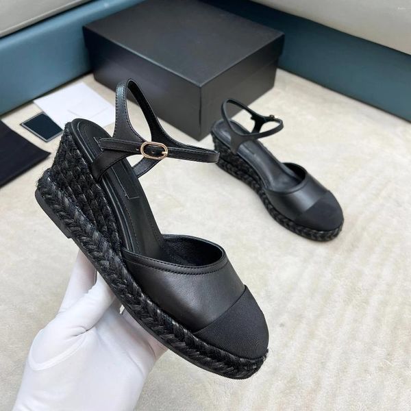 Robe chaussures 2024 été pour femme couverture orteil véritable cuir sandales compensées plate-forme plate-forme plage vacances designer pompes Zapatos de Mujer
