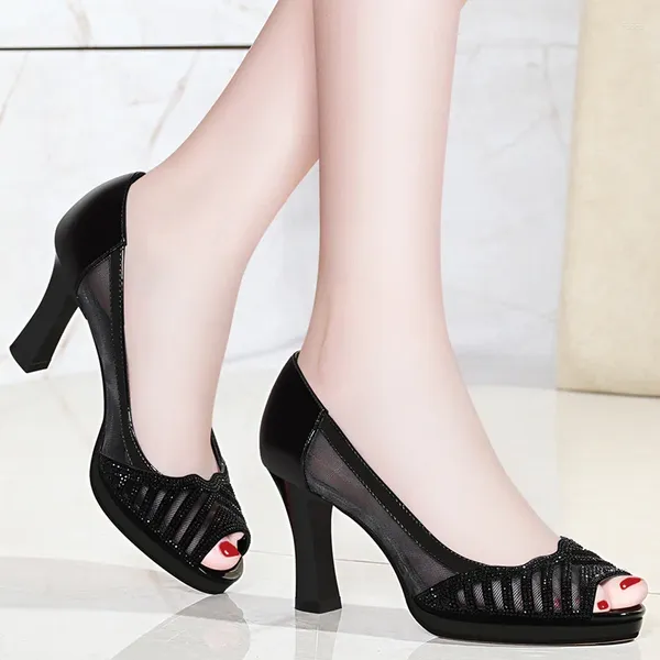 Chaussures habillées 2024 Femmes d'été Pompes Peep Toe Sandales High Heels Ladies Mesh Pump Righestone Wedding Shoe Zapatos Mujer 40