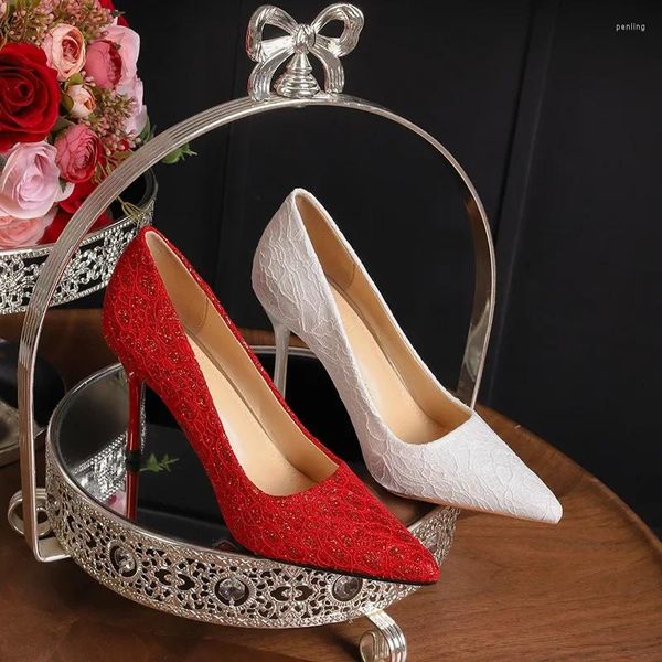 Zapatos de vestir 31-43 Novia de encaje de boda blanca Tacones altos de 9 cm Bombas de dama de honor puntiagudas Stiletto rojo