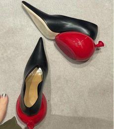 Dress Shoes 3D Balloon Vormige hielpomp Strange Style Pointy Toe Deep V Slip op Dames Spring herfst