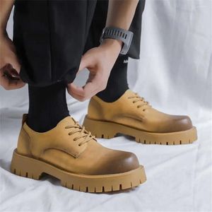 Kledingschoenen 42-43 brede hiel heren 50 size bruiloft bruid mannen geklede sneakers sport Krasovki Modellen Definie