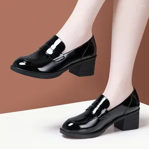 Chaussures habillées 5cm Style britannique Bloc peu profond Méd Médies Véritable plate-forme en cuir Pumps 2023 Black Formal Court Office Dames