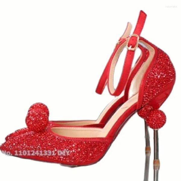 Chaussures habillées 60 mm à talons rouges rouges jewel balle étrange talon talons de fer Femmes Femmes à la cheville en cuir pointu à orteil avec pompes à boucle