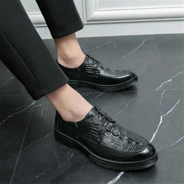 Zapatos de vestir anti -slip con cordones de alta calidad tacones de tenis de tenis de tenis zapatillas de deporte masculino modelos deportivos tennes en forma