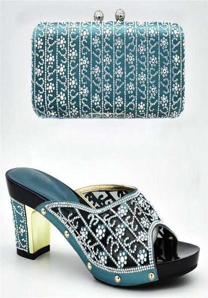 Chaussures habillées Arrivée africaine et sac correspondant à ensemble décoré de raminestone nigériane de mariage slip de chaussure de fêtard élégant 8674373