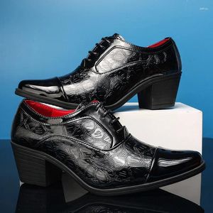 Chaussures habillées Arrivée High Heel Hommes Chaussures en cuir noir Grande taille 46 Bout pointu Hommes Oxford pour Zapatos de Vestir