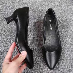 Kleding schoenen herfst vrouwen comfortabele formele slijtage zwarte hoge hakken 3 5 cm professionele middenhak stewardeant etiquette werk 40