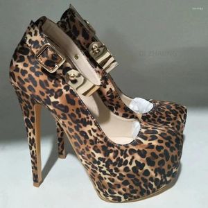Chaussures habillées belles et élégantes Brown Leopard Tissu STRAP GORD GORD TRAP 16 cm Pompes à bout pointu à talons hauts.