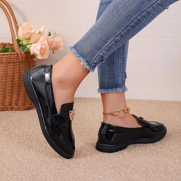 Zapatos de vestir negros grandes talla 43 mocasines para mujeres primavera slip-suela slip-on informal de cuero suave para mujeres pequeñas