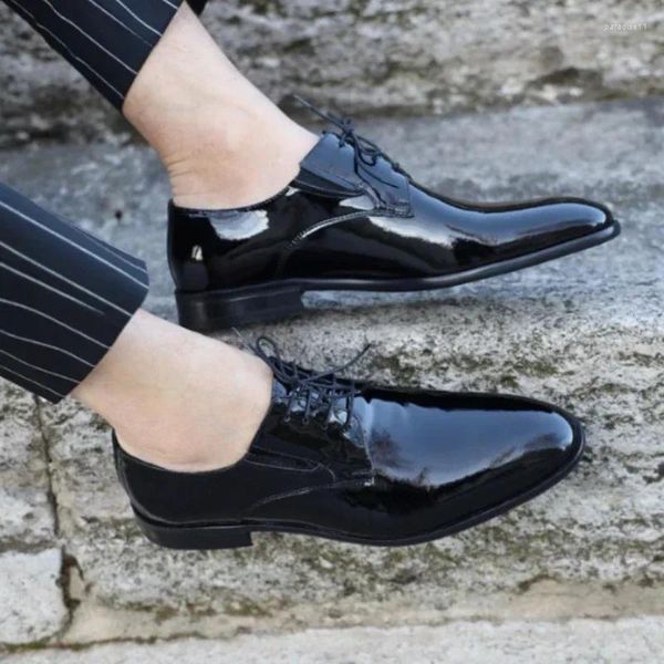 Chaussures habillées Oxfords noires pour hommes en cuir verni mariage vert avec taille 38-48 hommes formels