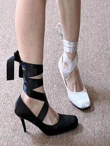 Chaussures habillées plate-forme noire ballet de sangle pompes ruban wrap stiletto fée mary janes style français bowknot carré orteil femmes hautes talons