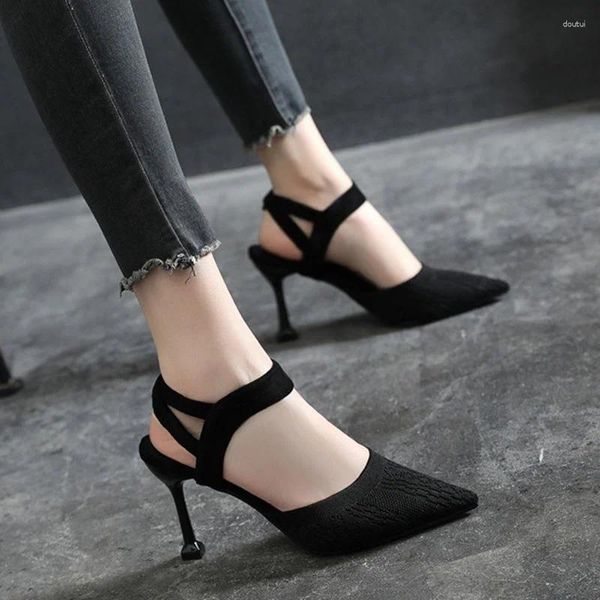 Robe chaussures noir sexy bout pointu slingbacks femmes talons fins faits à la main dames tissu confortable concis mature pour 2024