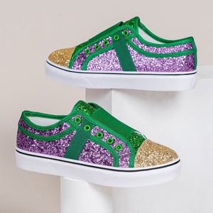 Kledingschoenen bling canvas voor vrouwen mode gemengde kleuren gevulkaniseerde schoen comfortabele slip op platte loafers vrouw sneakers ontwerper 230504