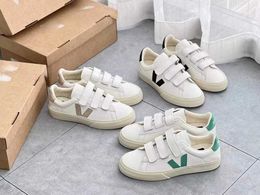 Chaussures habillées Marque Casual Chaussures VJ designer design Blanc Hommes et Femmes Baskets Couple Mode Casual Chaussures de Formation En Cuir taille