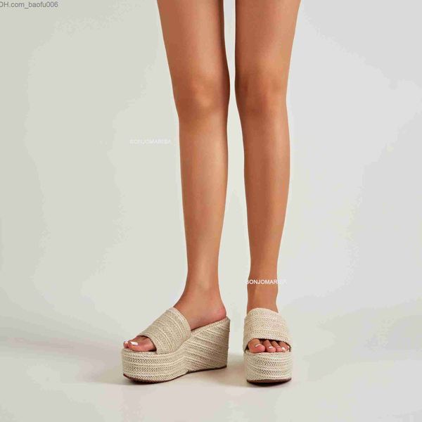 Zapatos de vestir La plataforma de punta abierta de la marca se desliza en las sandalias de las mujeres tacones altos en forma de cuña zapatos de verano elegante playa casual zapatos beige damas Z230707