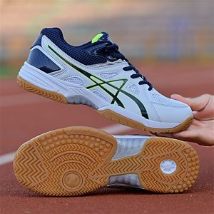 Chaussures habillées respirantes badminton grande taille 3647 anti-dérapant volley-ball hommes qualité tennis baskets hommes chaussures 221116