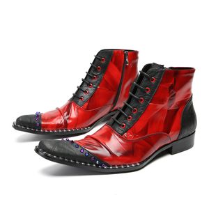 Chaussures habillées boucle britannique Boots Bottes hommes luxueux vêtements de travail en cuir rivets carrés toe punk style seins pour garçons chaussures de fête de garçons
