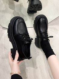 Zapatos de vestir Estilo británico Mujer 2023 Punta redonda Calzado femenino Zapatillas de deporte casuales Mocasines con piel Pisos negros AllMatch Oxfords Modis Clo 230818