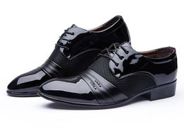 Jurk Schoenen Casual Hot Maat 6.5-13 Man Jurk Schoen Platte Schoenen Heren Business Oxfords Casual Schoen Zwart / Bruin Lederen Derby Schoenen