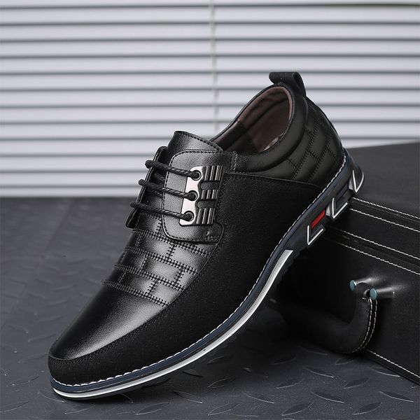 Chaussures habillées Chaussures en cuir décontractées pour hommes Mode Homme Chaussures d'affaires Bureau Confort Hommes Chaussures de travail Homme Mocassins Plus La Taille Sapato Masculino 230509