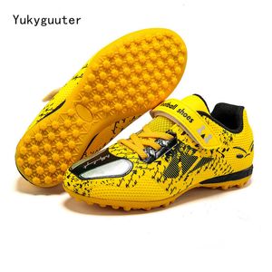 Dress Shoes Children Football Shoes Soccer Boots Kids Boy Girl Sneakers Leather High Top Soccer Cleats Training Outdoor Hook Loop 230316