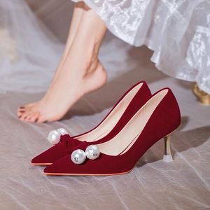 Chaussures habillées chinois rétro mariage mariée pompes vin rouge daim tissu talon aiguille perle femme tenue quotidienne unique