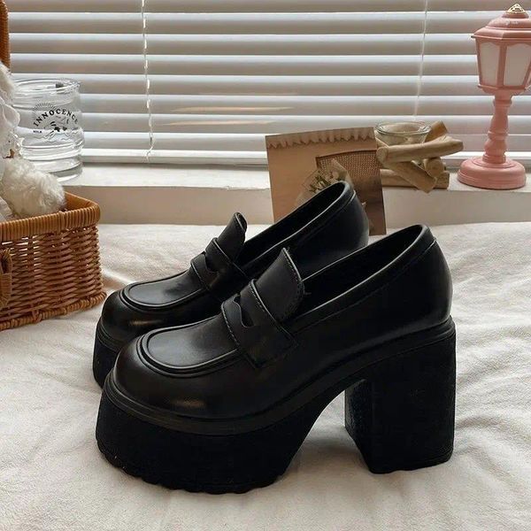 Chaussures habillées Chunky Platform Mocassins Talon En Cuir Verni Slip sur Casual Femmes Lady Bureau Japonais Lolita Noir 10cm Talons Pompes