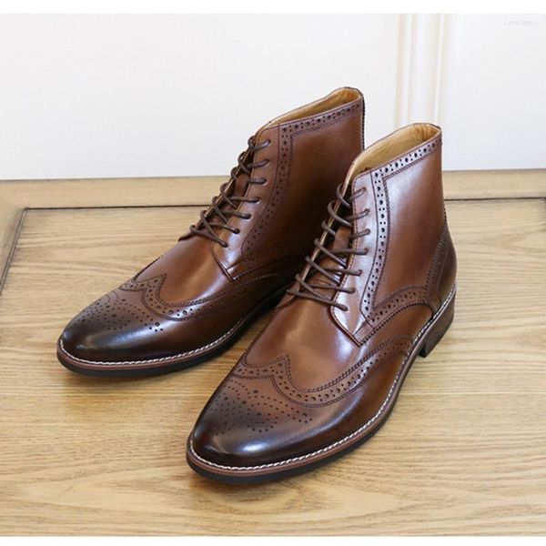 Chaussures habillées Classique Full Brouge Bottes High Top Dressing Party Chaussures Homme Mode Gentleman Outfit Points faits à la main Goodyear