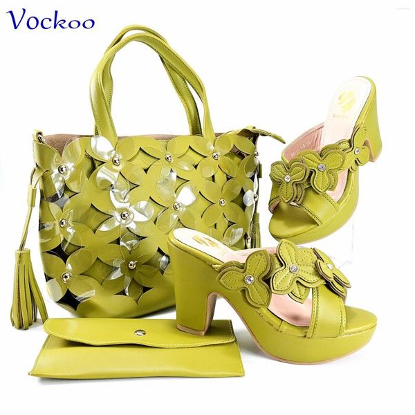 Chaussures habillées de style classiques avec une plate-forme élégante Africain Femmes Match Sac Sac dans le citron vert couleur pour la fête de mariage