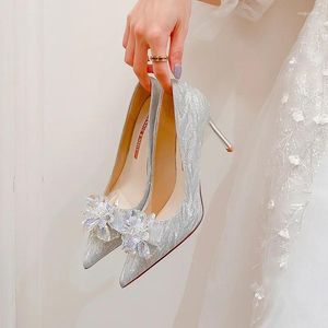 Dress Shoes Comemore 2024 Dames Koreaanse boog ondiepe mond Crystal mode Hoge hakken Stiletto Pumps Wedding Brides Hiel