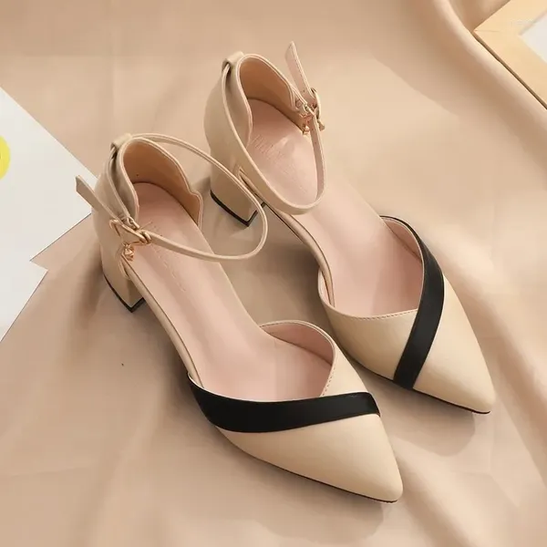 Chaussures habillées comémore 2024 femmes chaussures de chaussures beige beige à talon moyen fêtard dames mulets noir pu cuir club club pompes zapatos de mujer