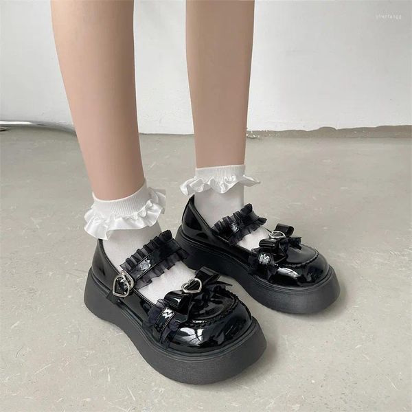 Chaussures habillées comémore femme japonais pompes jk chaussures kawaii dentelle bowknot blanc lolita femmes 2024 coeur boucle plate-forme mary janes