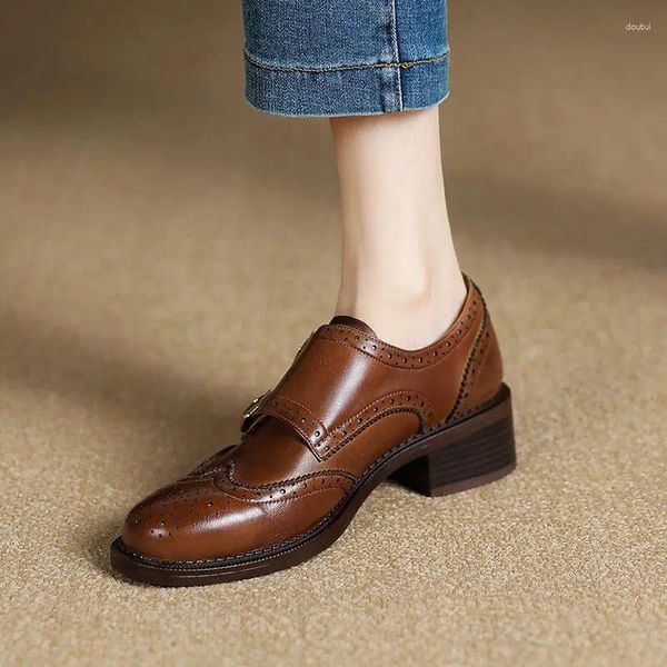 Chaussures habillées Cozy Med Talons printemps Autumn dames Brogue Pompes avec boucle classique quotidien talon épais oxfords Femmes CowHideleather